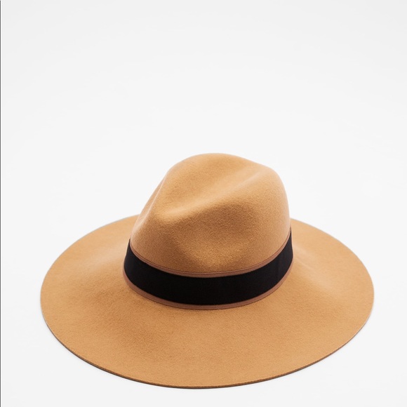 NWOT Zara Felt Hat with contrast band - Picture 2 of 10